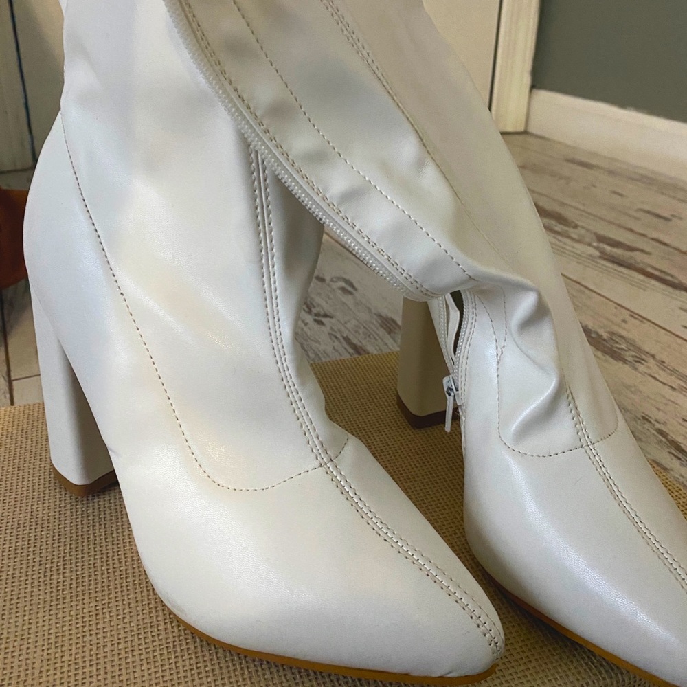 Boohoo Baddie boots